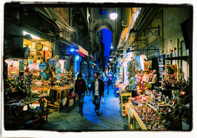 Christmas markets in Naples