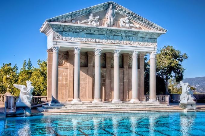 Roman style architecture